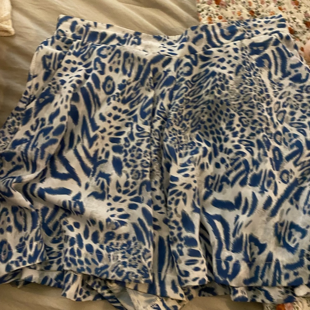 Blue cheetah flowy shorts super cute!